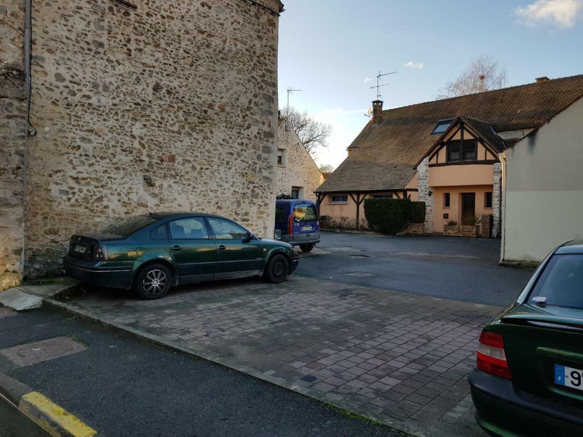Mas Des Sources Apartment Boissy-sous-Saint-Yon Exterior photo